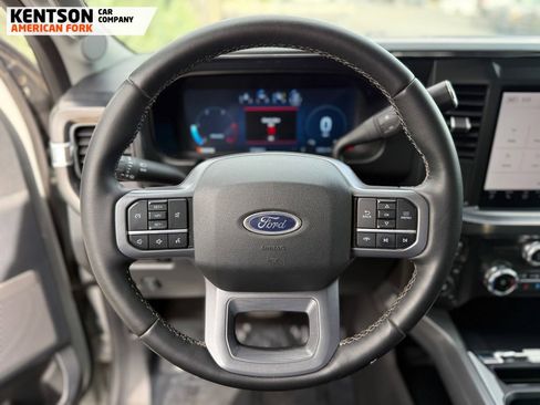 Used 2025 Ford F350 Lariat w/ Black Appearance Package AWD/4WD image 16