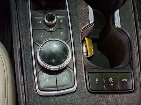 Used 2020 Cadillac XT4 Sport AWD/4WD image 23