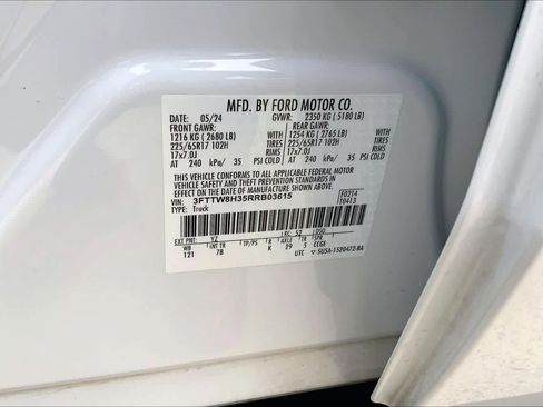 Used 2024 Ford Maverick XLT image 36