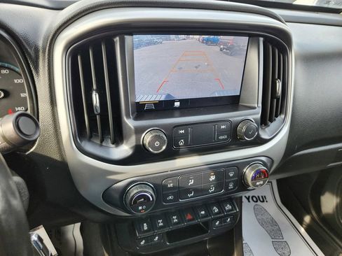 Used 2021 Chevrolet Colorado ZR2 AWD/4WD image 11