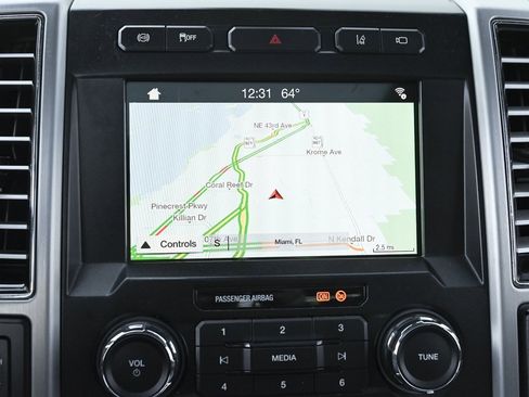 Used 2019 Ford F450 Platinum w/ Platinum Ultimate Package image 26