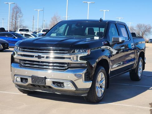 Used 2021 Chevrolet Silverado 1500 LTZ w/ LTZ Premium Package image 4