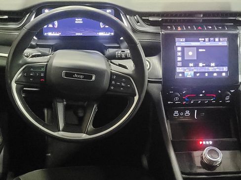 Used 2023 Jeep Grand Cherokee L Laredo image 22