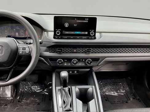 Used 2024 Honda Accord LX image 8