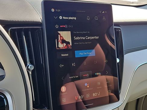 New 2026 Volvo XC60 T8 Ultra w/ Protection Package Premier image 15