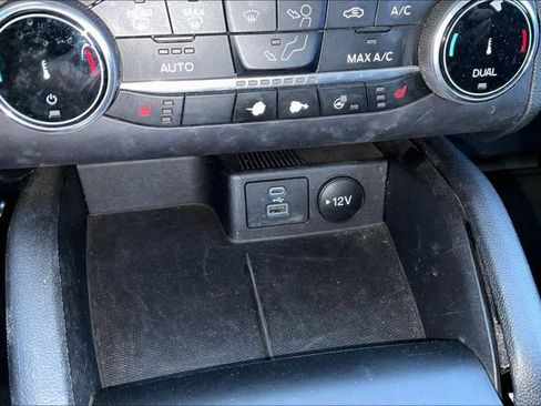 Used 2023 Ford Escape Active AWD/4WD image 24