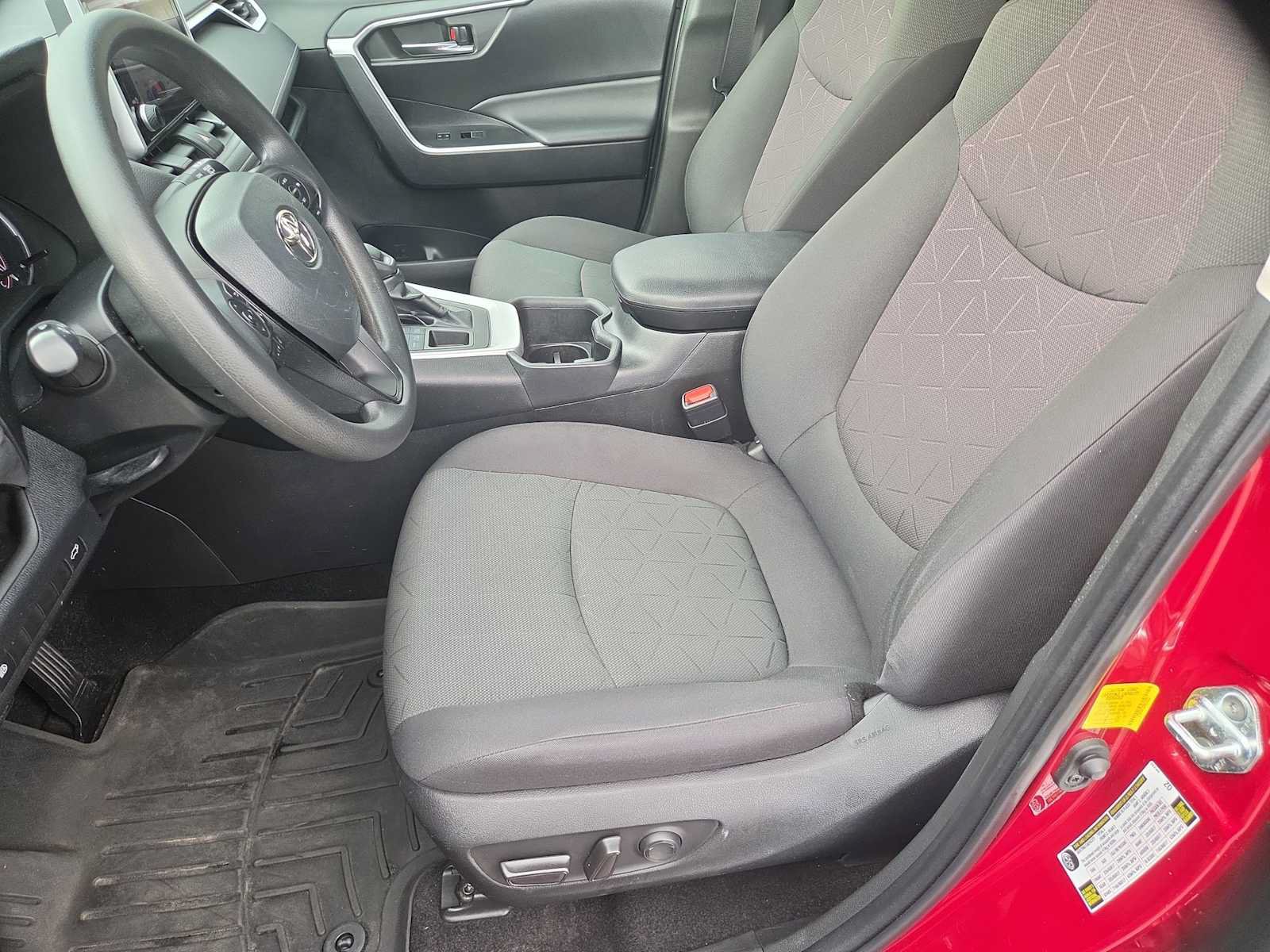 Used 2023 Toyota RAV4 XLE w/ Convenience Package AWD/4WD image 15