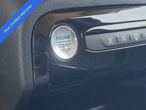 Certified 2025 Ford Escape Platinum AWD/4WD image 16