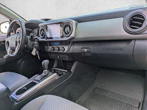 Certified 2022 Toyota Tacoma SR5 w/ Technology Package image 20