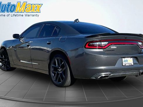 Used 2023 Dodge Charger SXT w/ Blacktop Package RWD image 5