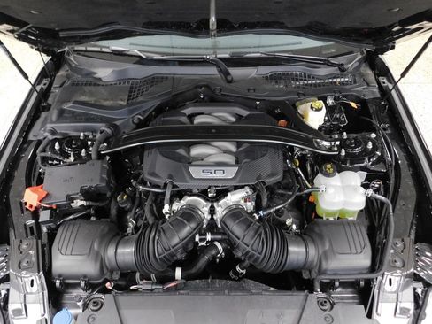 Used 2026 Ford Mustang GT Premium RWD image 19