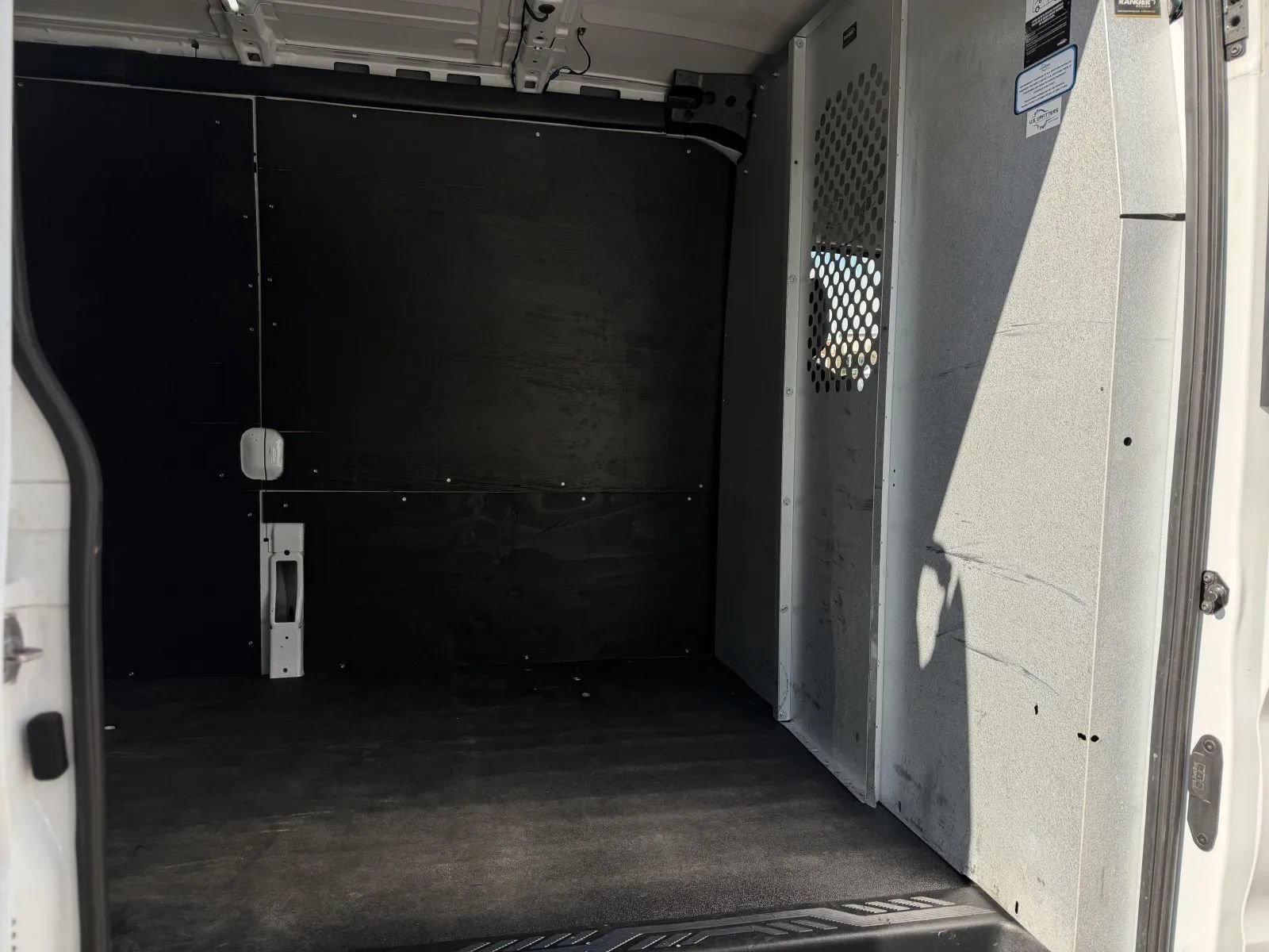 Used 2023 Ford Transit 250 Medium Roof AWD image 39