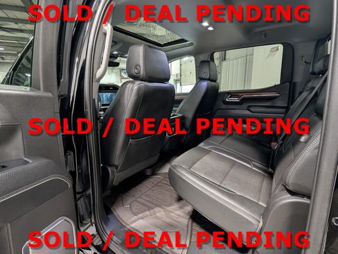 Used 2023 GMC Sierra 1500 Denali w/ Denali Reserve Package AWD/4WD image 18