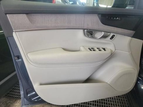 Used 2026 Volvo XC90 B6 Ultra AWD/4WD image 10