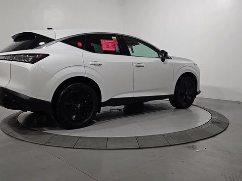 Certified 2025 Nissan Murano SV AWD/4WD image 6
