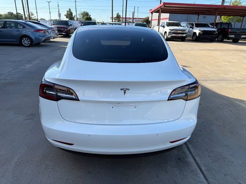 Used 2021 Tesla Model 3 Standard Range Plus RWD image 5