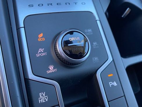 New 2026 Kia Sorento EX AWD/4WD image 17