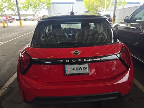 Used 2025 MINI Cooper S FWD image 5