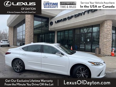 Certified 2023 Lexus ES 250 w/ Premium Package image 3