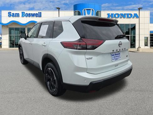 Used 2024 Nissan Rogue SV FWD image 7