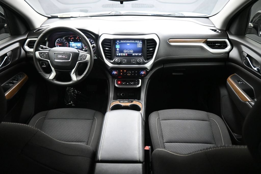 Used 2023 GMC Acadia SLE FWD image 5