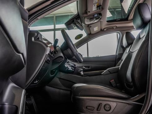 Used 2025 Hyundai Tucson SEL FWD image 44