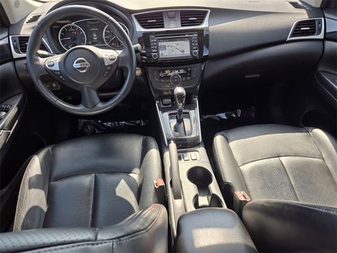 Used 2017 Nissan Sentra SL w/ SL Premium Technology Package image 10