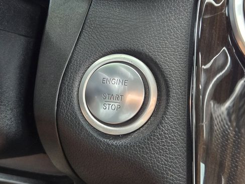 Used 2019 Mercedes-Benz GLC 43 AMG 4MATIC image 25