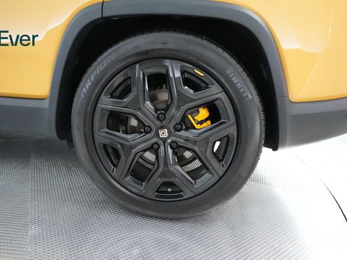 Used 2023 Rivian R1S Adventure Quad AWD/4WD image 21