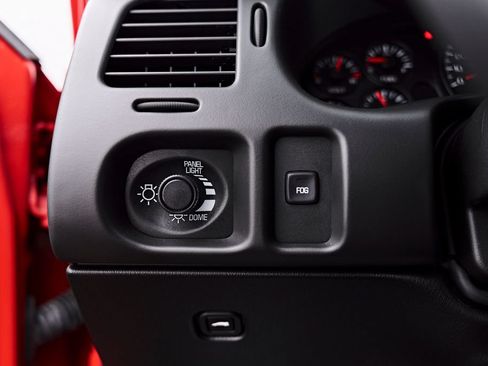 Used 2000 Chevrolet Monte Carlo SS FWD image 50