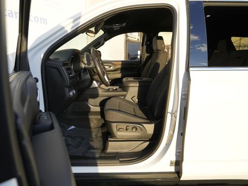 Used 2022 GMC Yukon SLE w/ Gmc Pro Safety Plus Package image 20