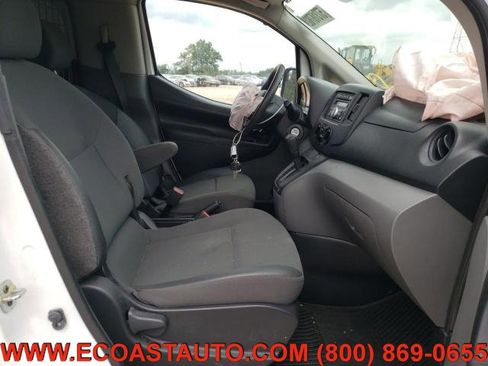 Used 2017 Nissan NV200 S image 6