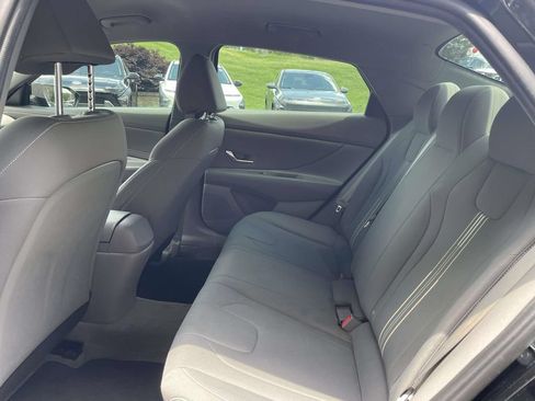 Certified 2023 Hyundai Elantra SEL w/ Convenience Package FWD image 10