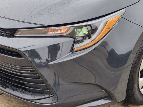 Used 2024 Toyota Corolla LE FWD image 6