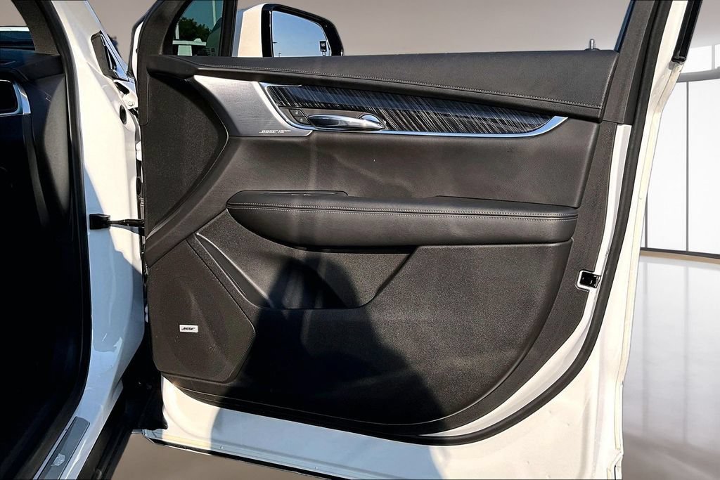 Used 2021 Cadillac XT6 Premium Luxury FWD image 19