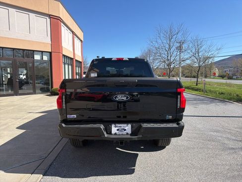 New 2025 Ford F150 Lightning Flash AWD/4WD image 6