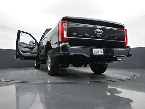 New 2025 Ford F250 XL w/ XL Chrome Package image 48