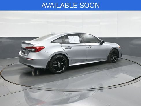 Used 2023 Honda Civic Sport image 7