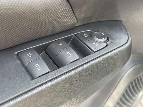 New 2026 Chevrolet Equinox EV RS image 15