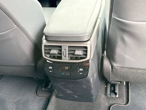 Used 2026 Lexus RX 350 Premium w/ Accessory Package (Z1) FWD image 18