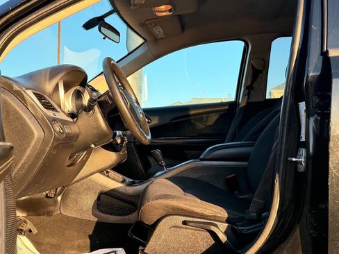 Used 2018 Dodge Journey SE w/ Blacktop Package image 17