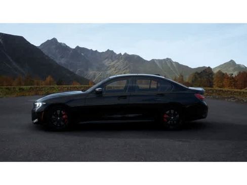 New 2026 BMW 330i xDrive Sedan w/ M Sport Package AWD/4WD image 4