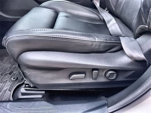 Used 2022 Subaru Outback Limited XT image 31