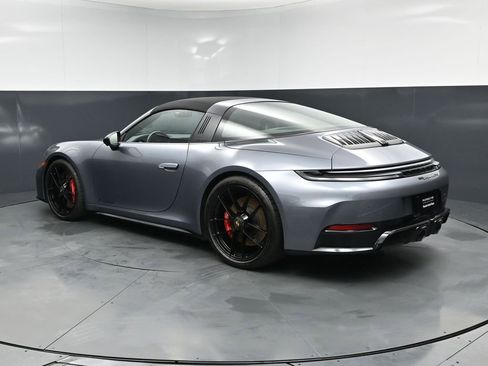Certified 2026 Porsche 911 Targa 4 GTS w/ Premium Package AWD/4WD image 3
