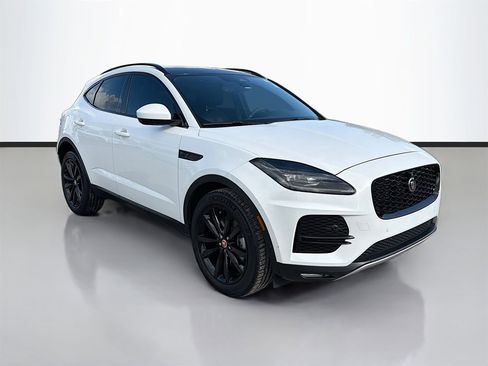 Used 2022 Jaguar E-PACE SE image 2