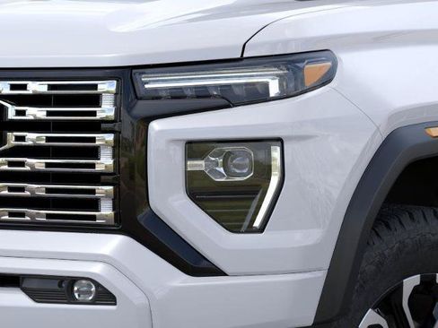 New 2026 GMC Canyon Denali AWD/4WD image 10