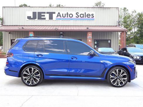 Used 2023 BMW X7 M60i w/ Executive Package AWD/4WD image 8
