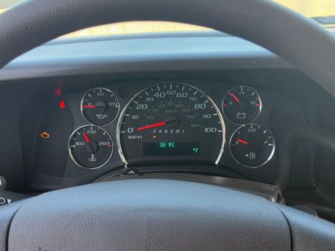 New 2024 Chevrolet Express 3500 w/ Power Convenience Package RWD image 18