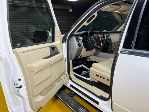 Used 2015 Ford Expedition EL Limited w/ Equipment Group 301A image 36