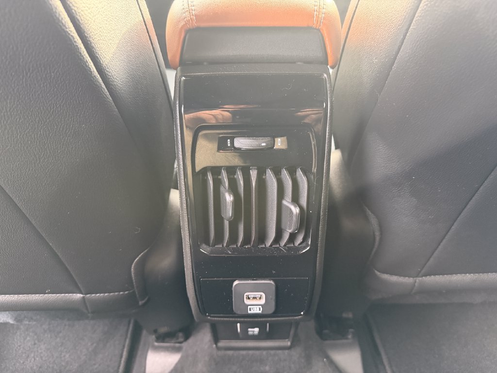 Used 2025 Jeep Compass Limited AWD/4WD image 34